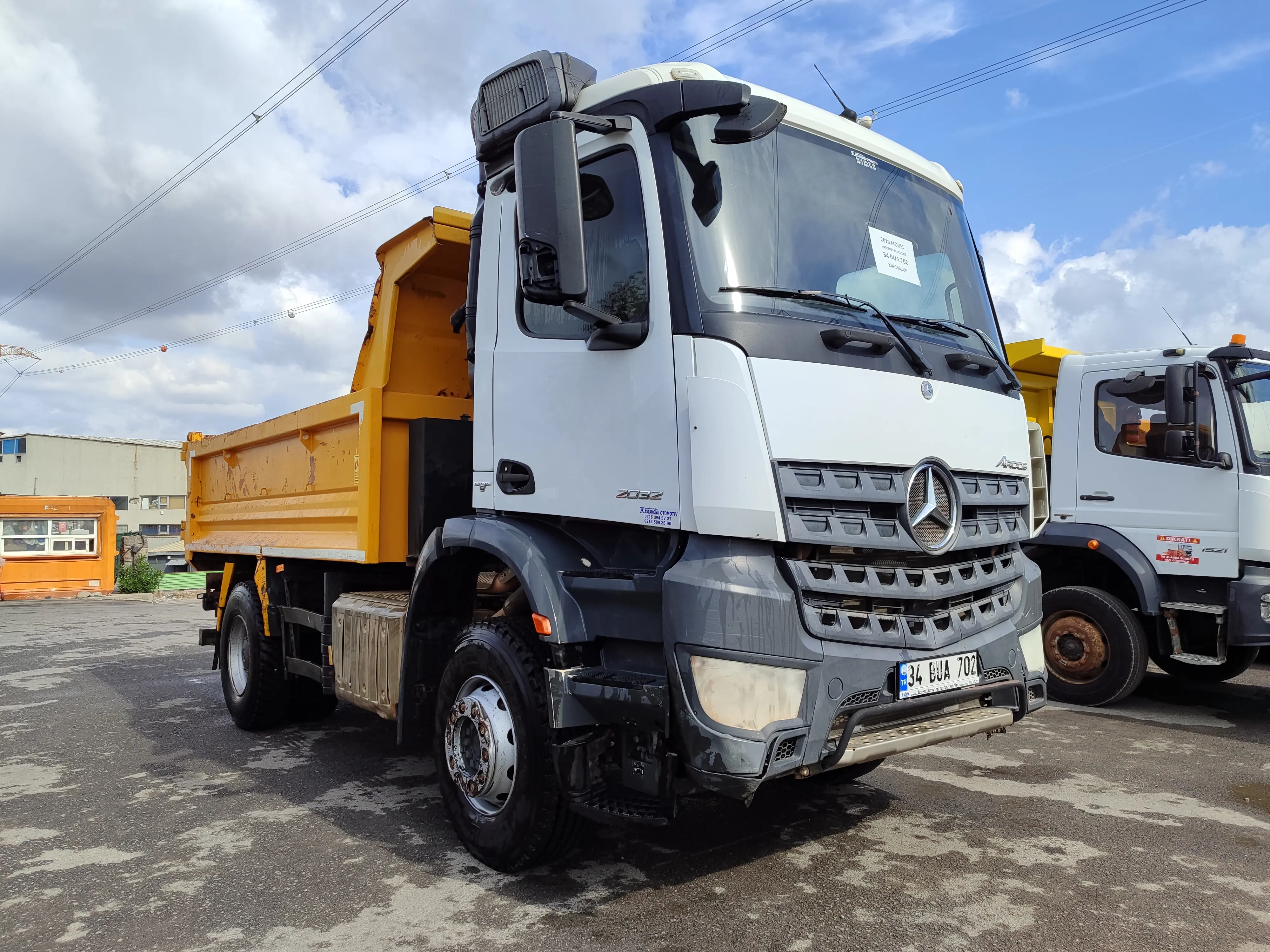 Arocs 2032 Damperli