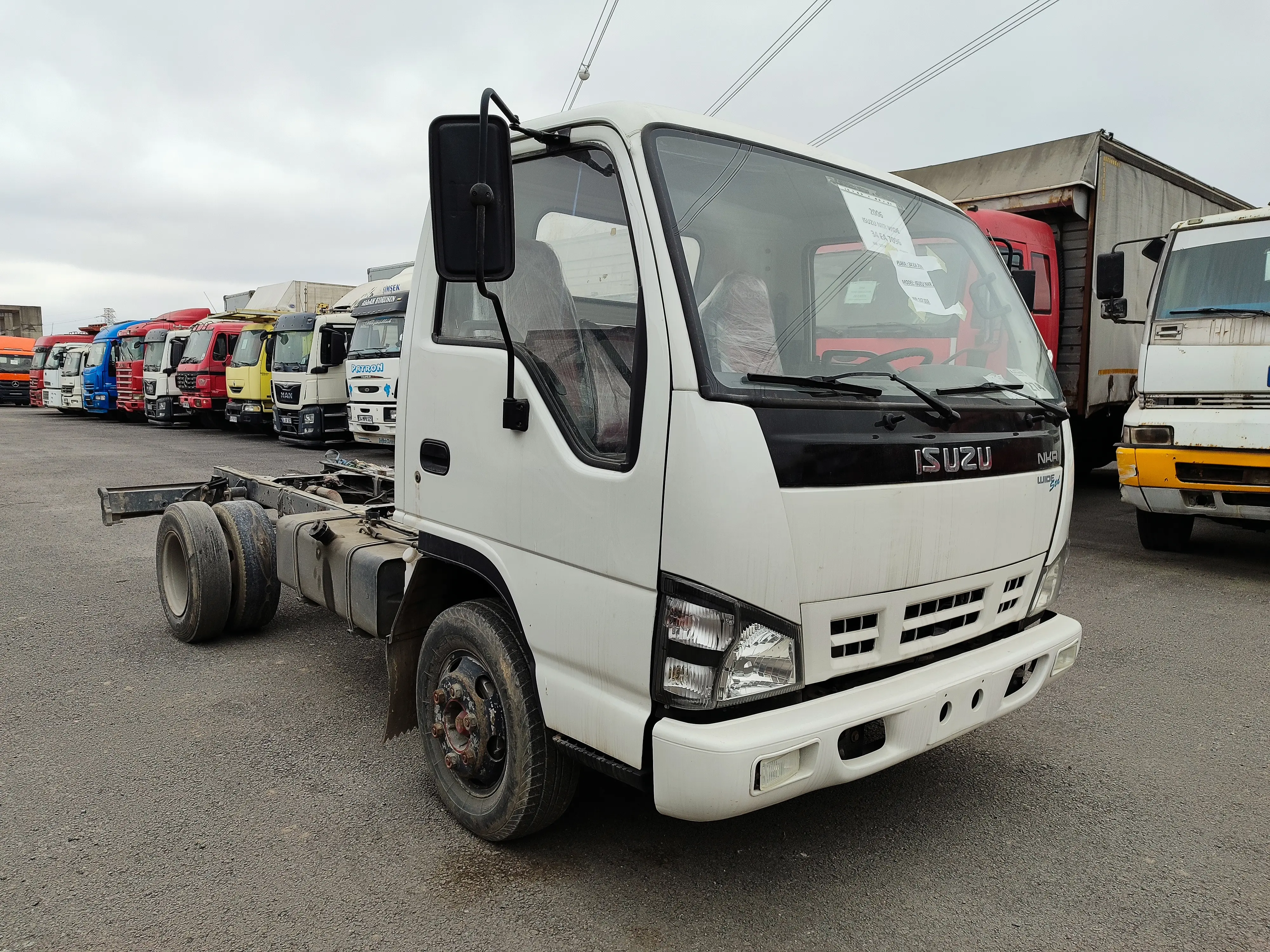 Isuzu Nkr Wİde / Kamyonet
