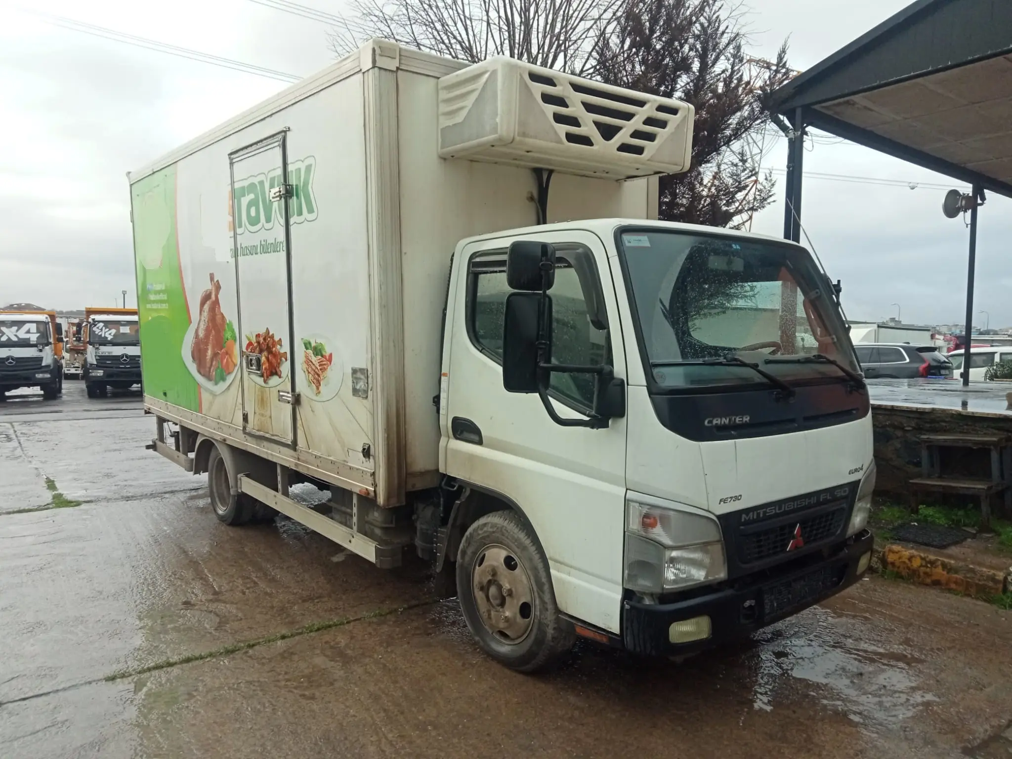 Mitusbishi FE 730 / Kamyonet