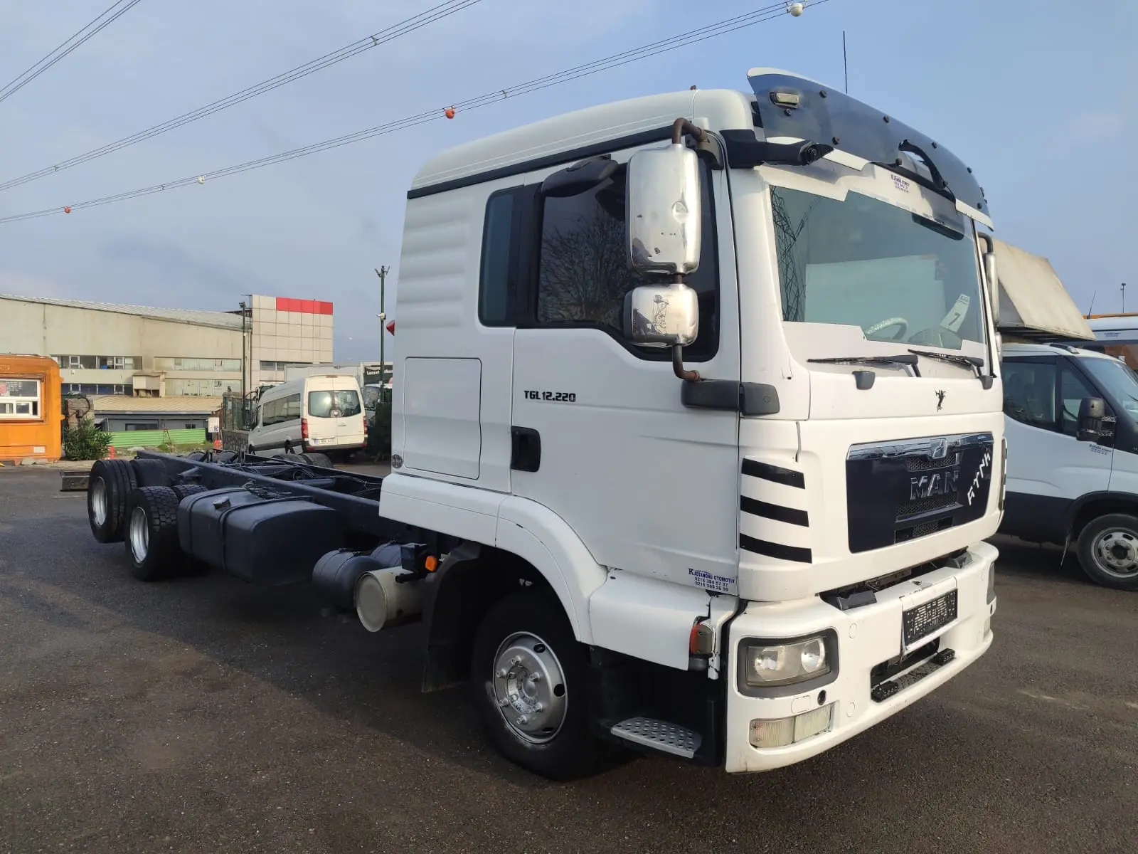 TGL 12.220 / 10 Teker Kamyon