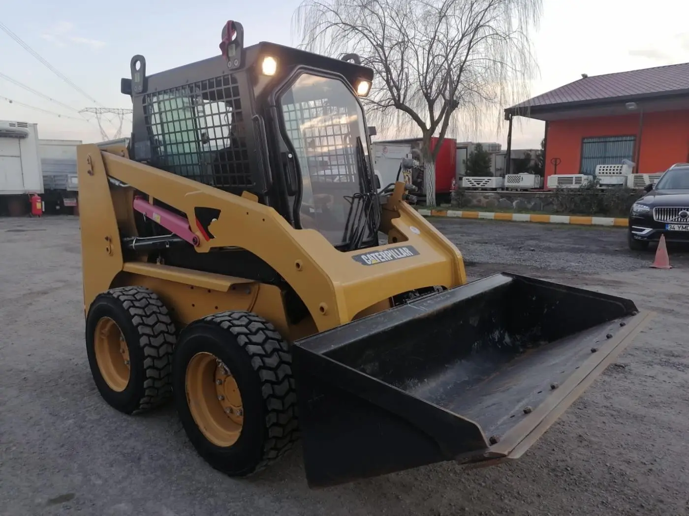 Bobcat Yükleyici