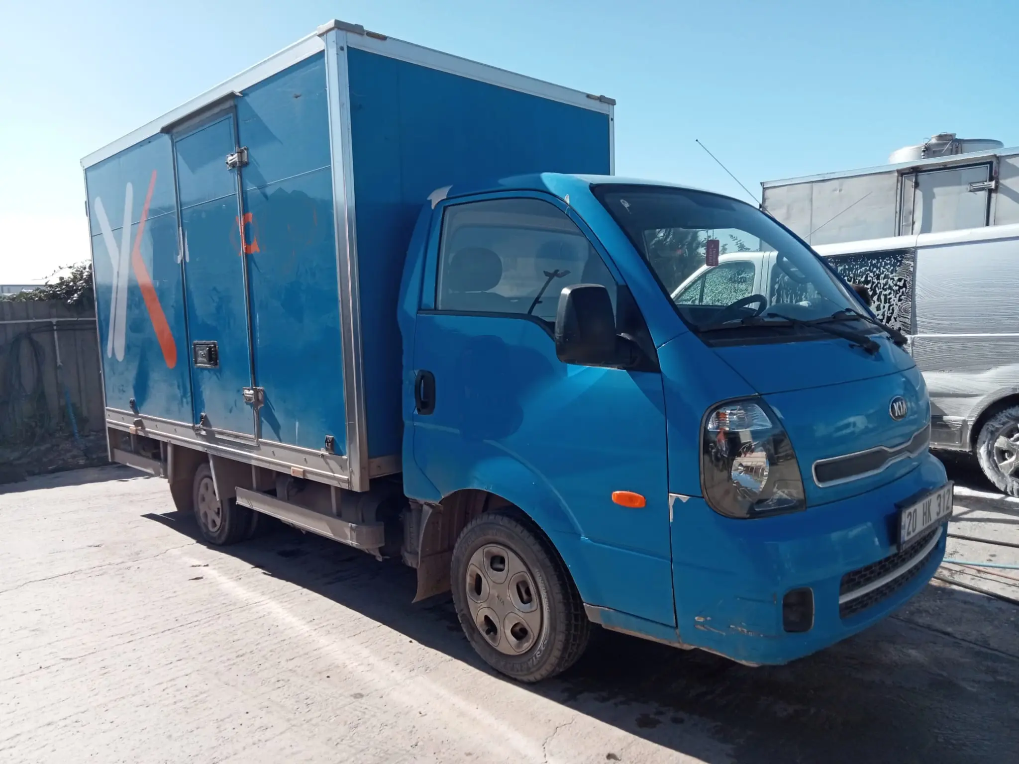 Bongo K-2500 / Kamyonet