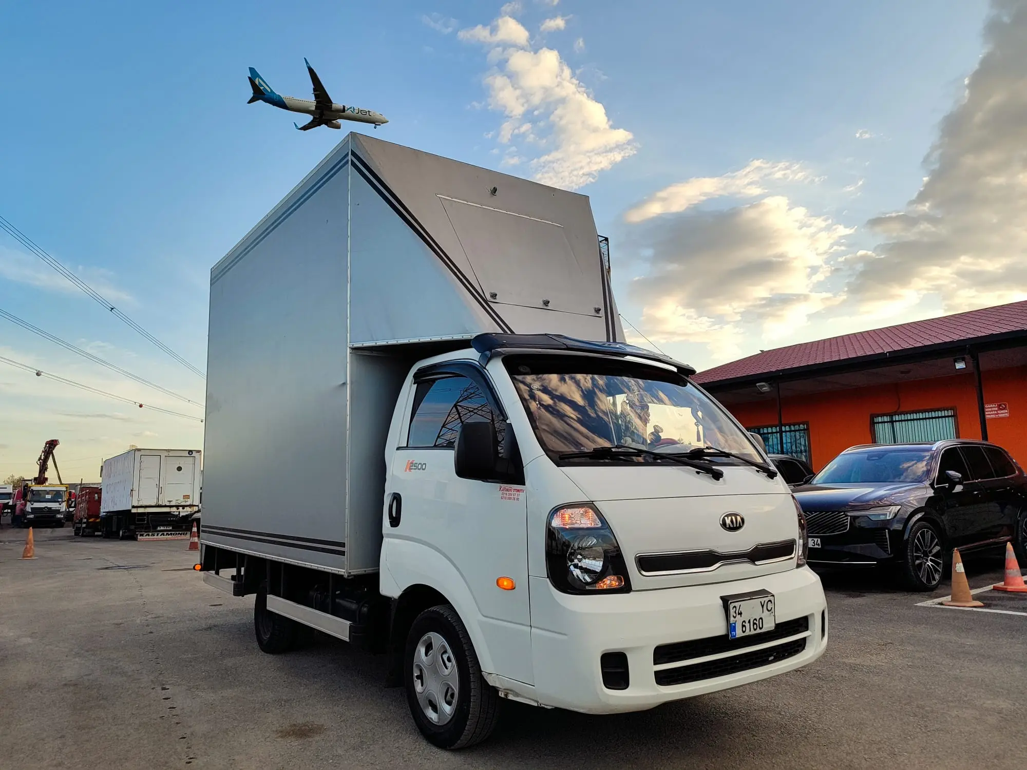 Bongo K-2500 / Kamyonet