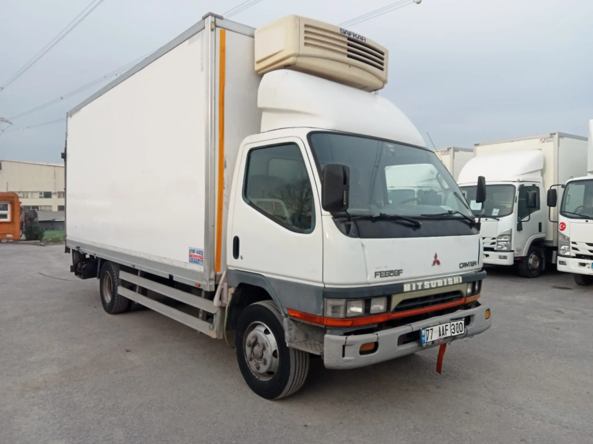 Canter 659-F 10 Palet Frigofirik Liftli