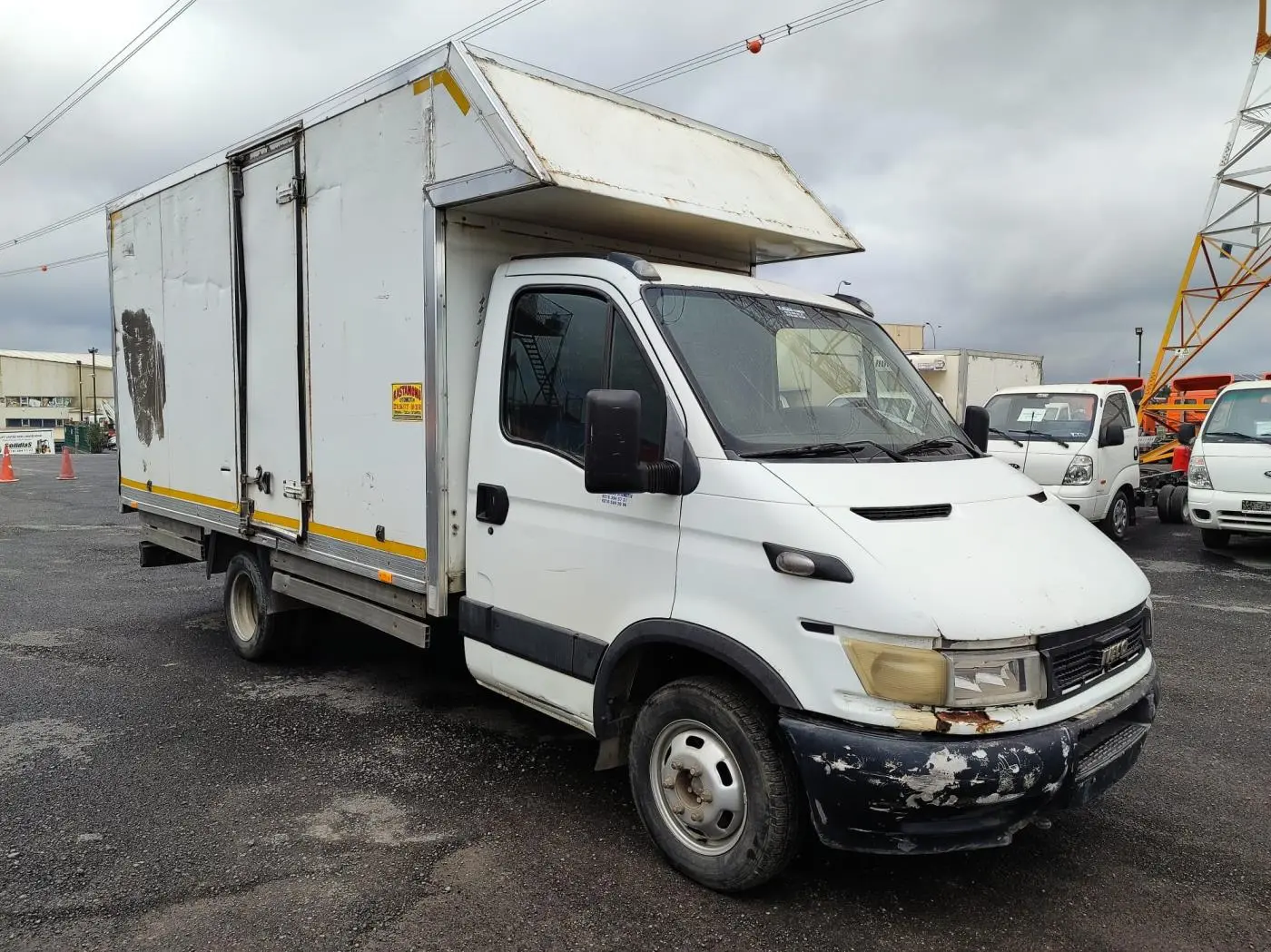 Daily 35C13 / Kamyonet