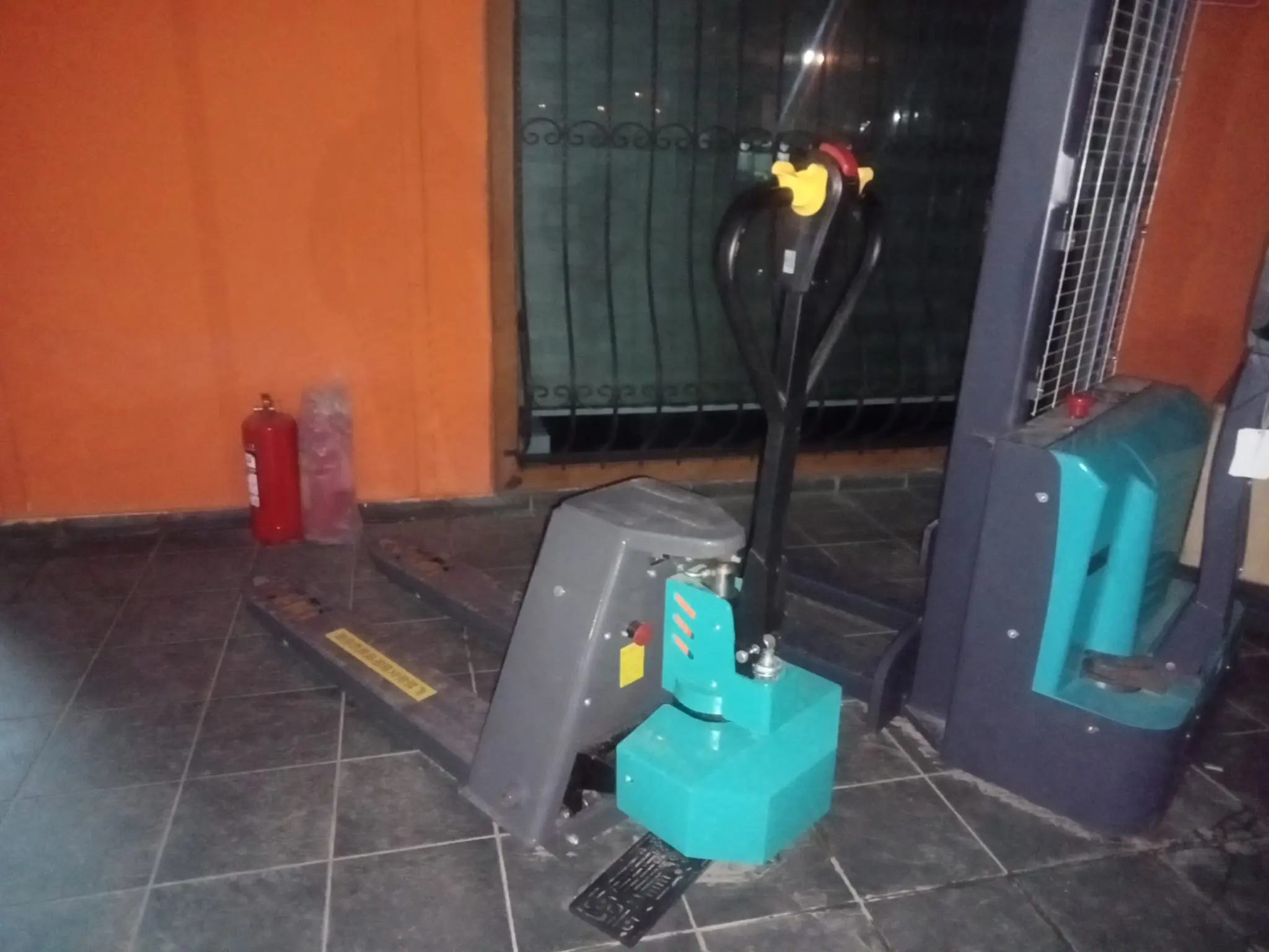 Elektrikli Transpalet