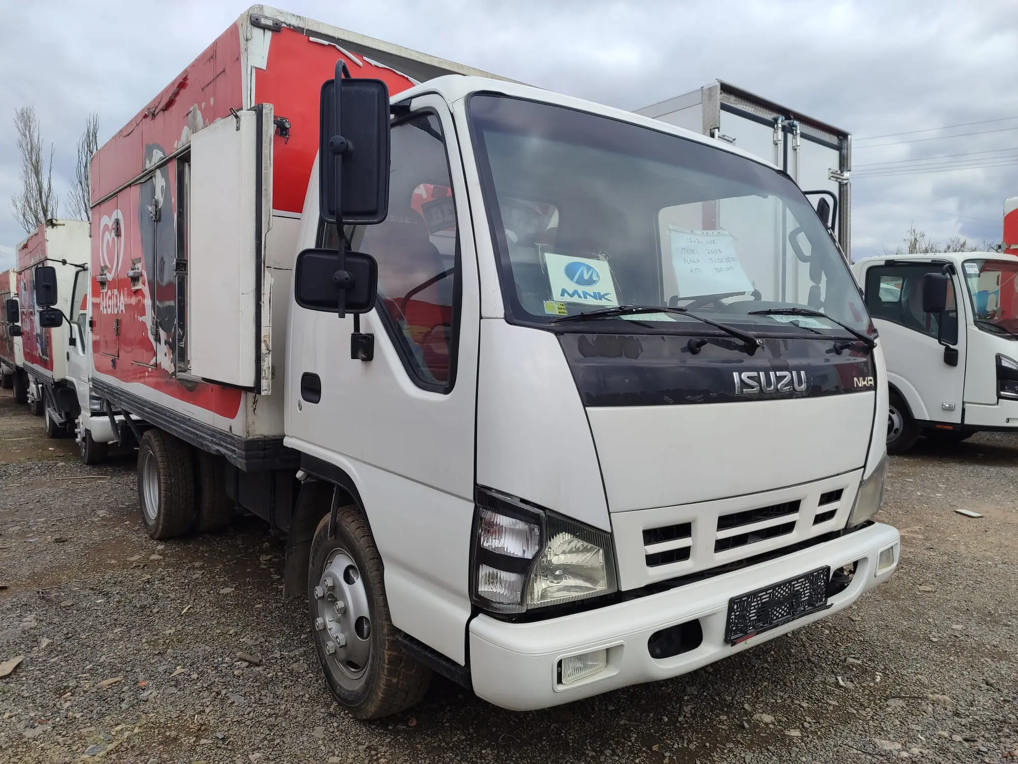 Isuzu Nkr Wİde / Kamyonet