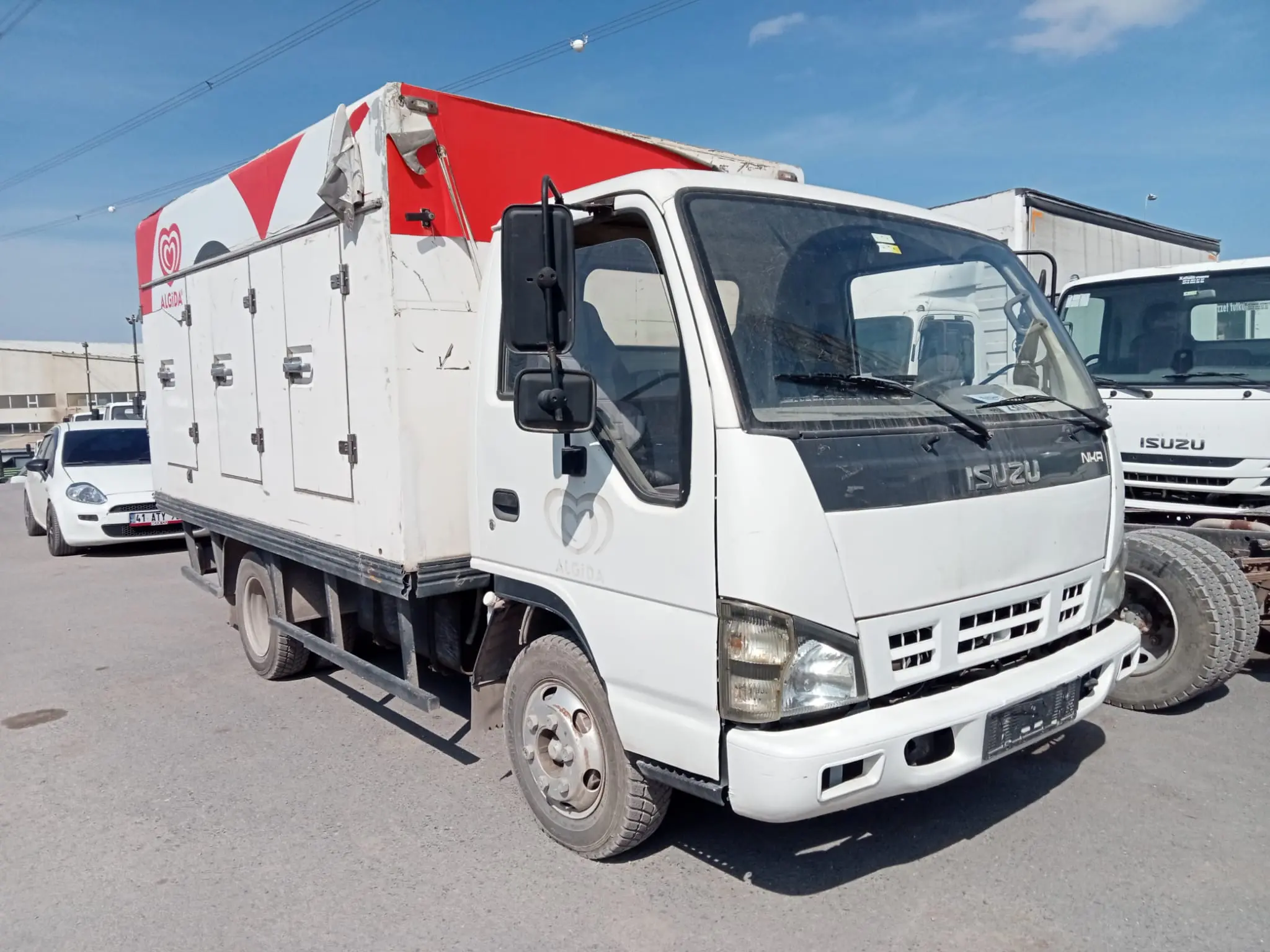 Isuzu Nkr Wİde / Kamyonet