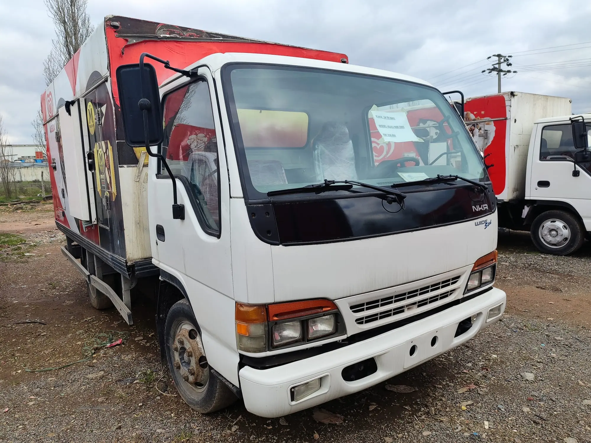 Isuzu Nkr Wİde / Kamyonet