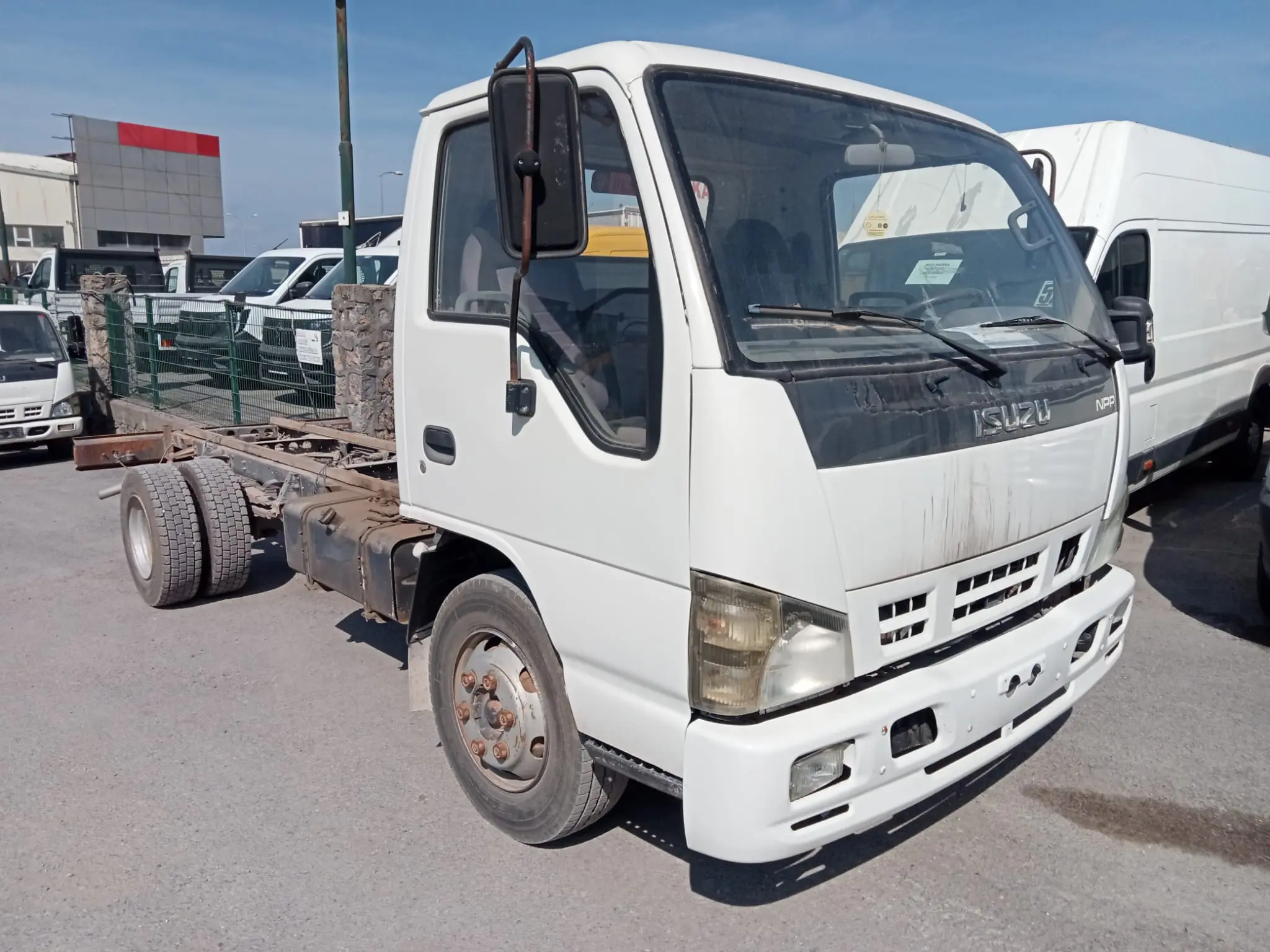 Isuzu Npr / Kamyon