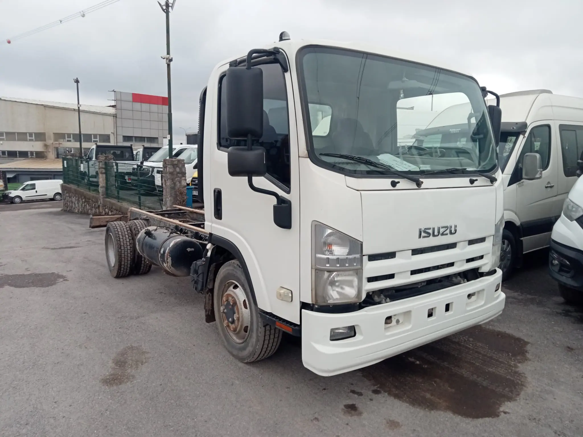 Isuzu Npr / Kamyon