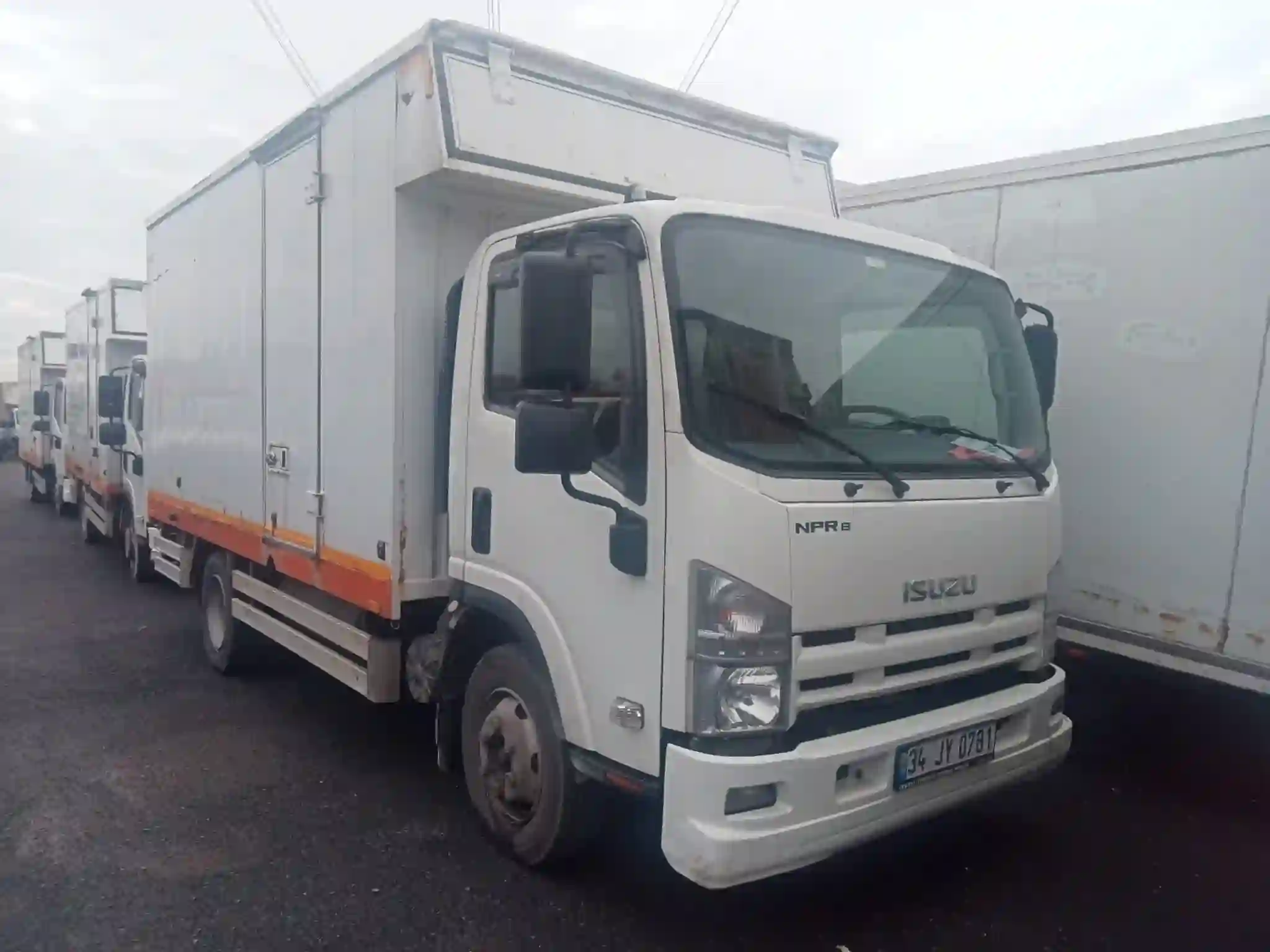 Isuzu Npr 8 / Kamyon