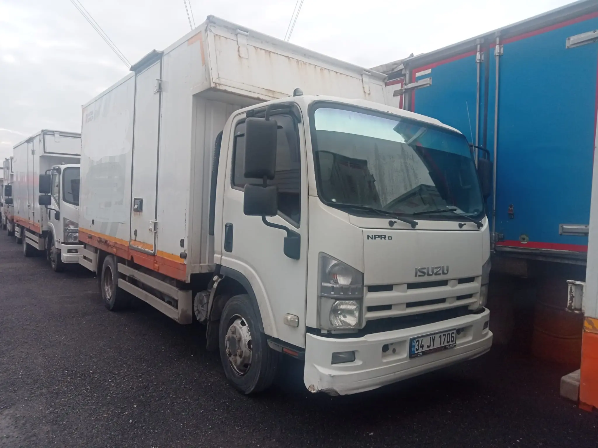 Isuzu Npr 8 / Kamyon