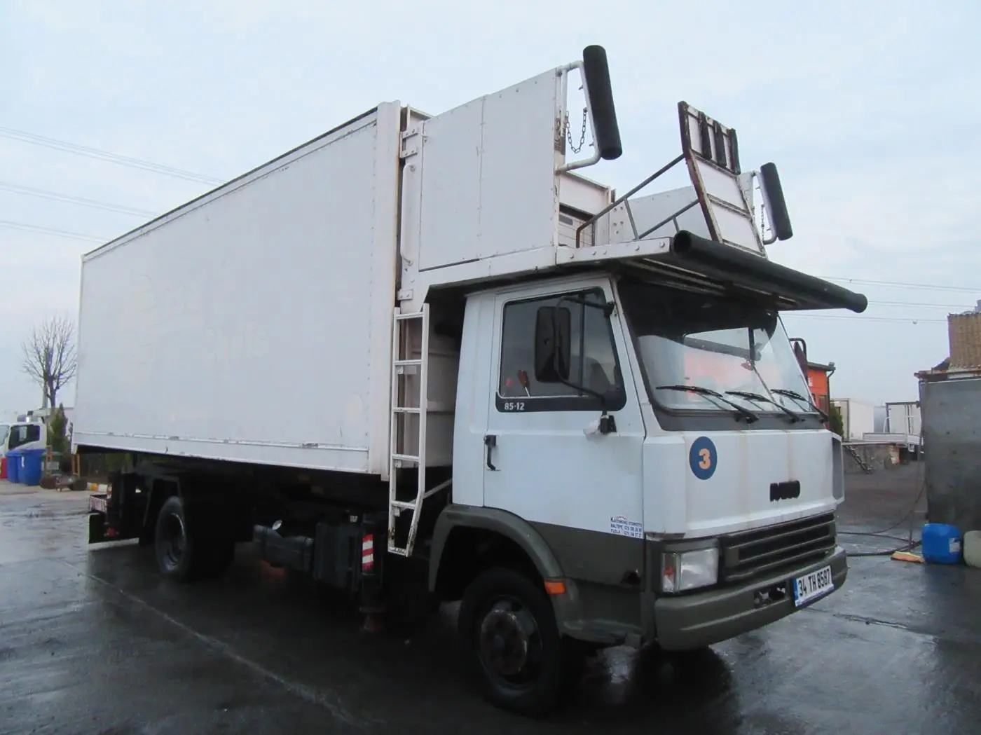 İveco 85-12 / Kamyon