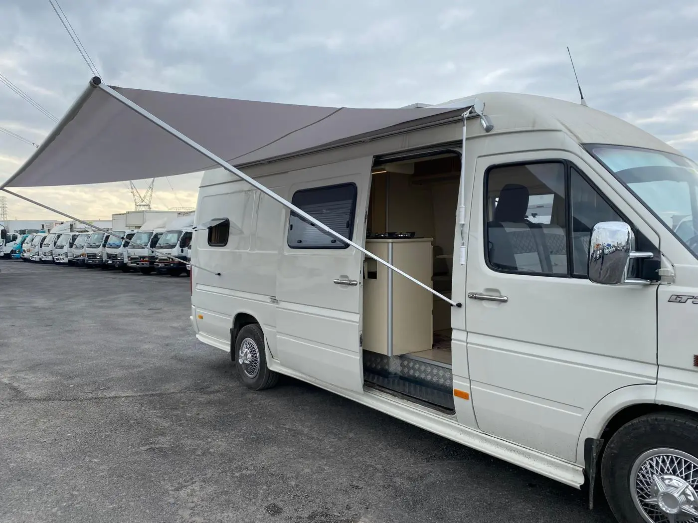 LT 35 Volt / Motokaravan