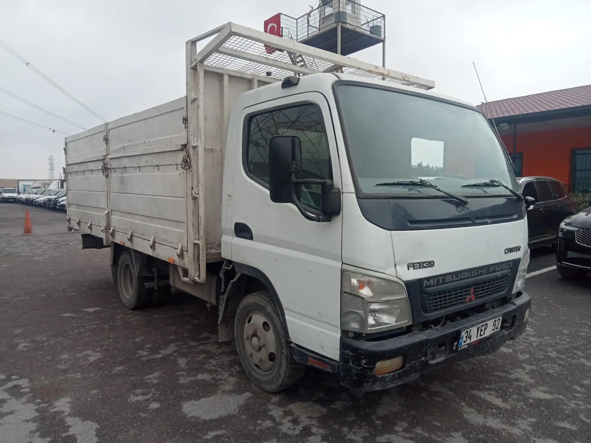 Mitsubishi Canter 839 / Kamyonet