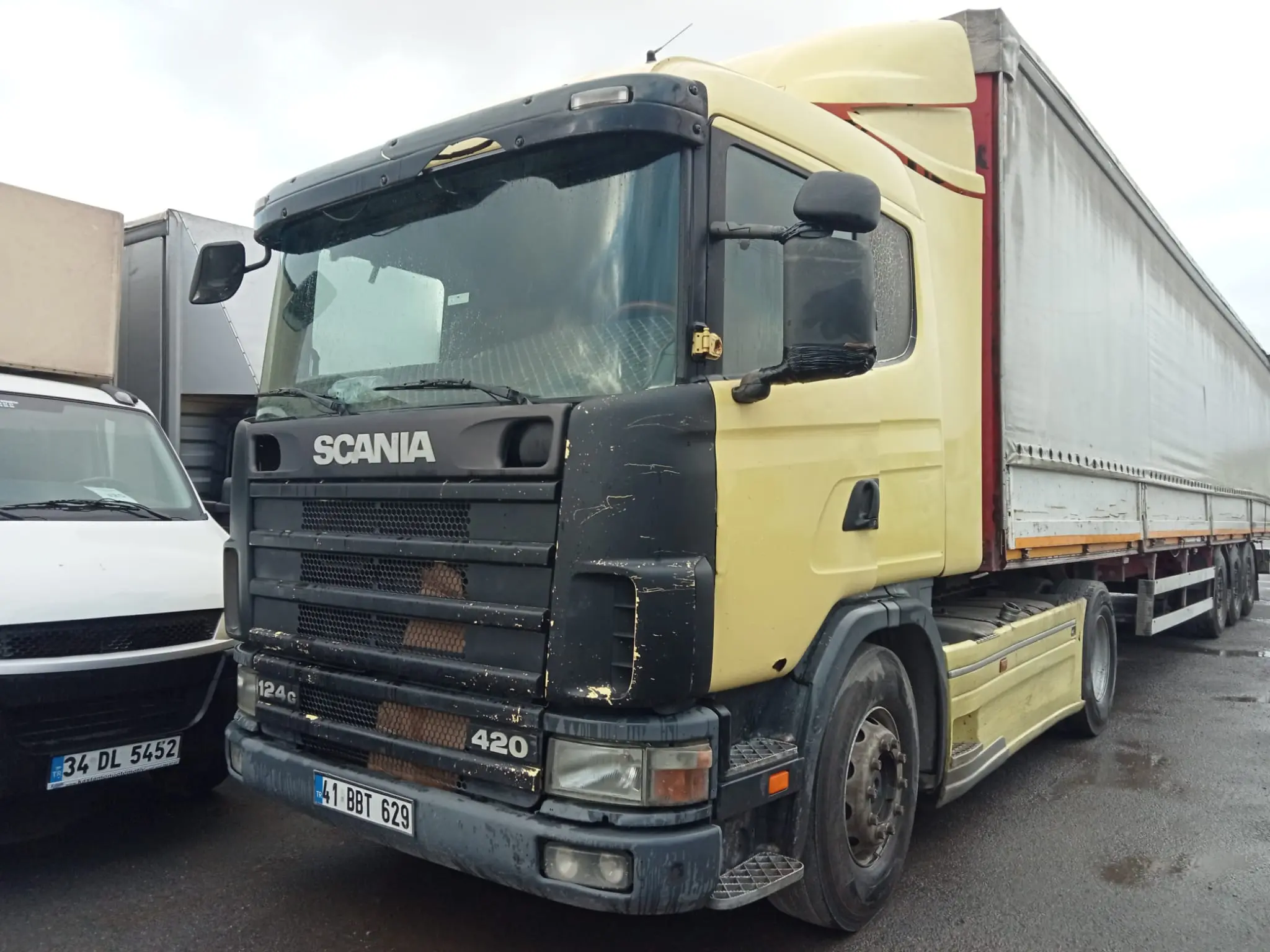 Scania 124G 420 Çekici