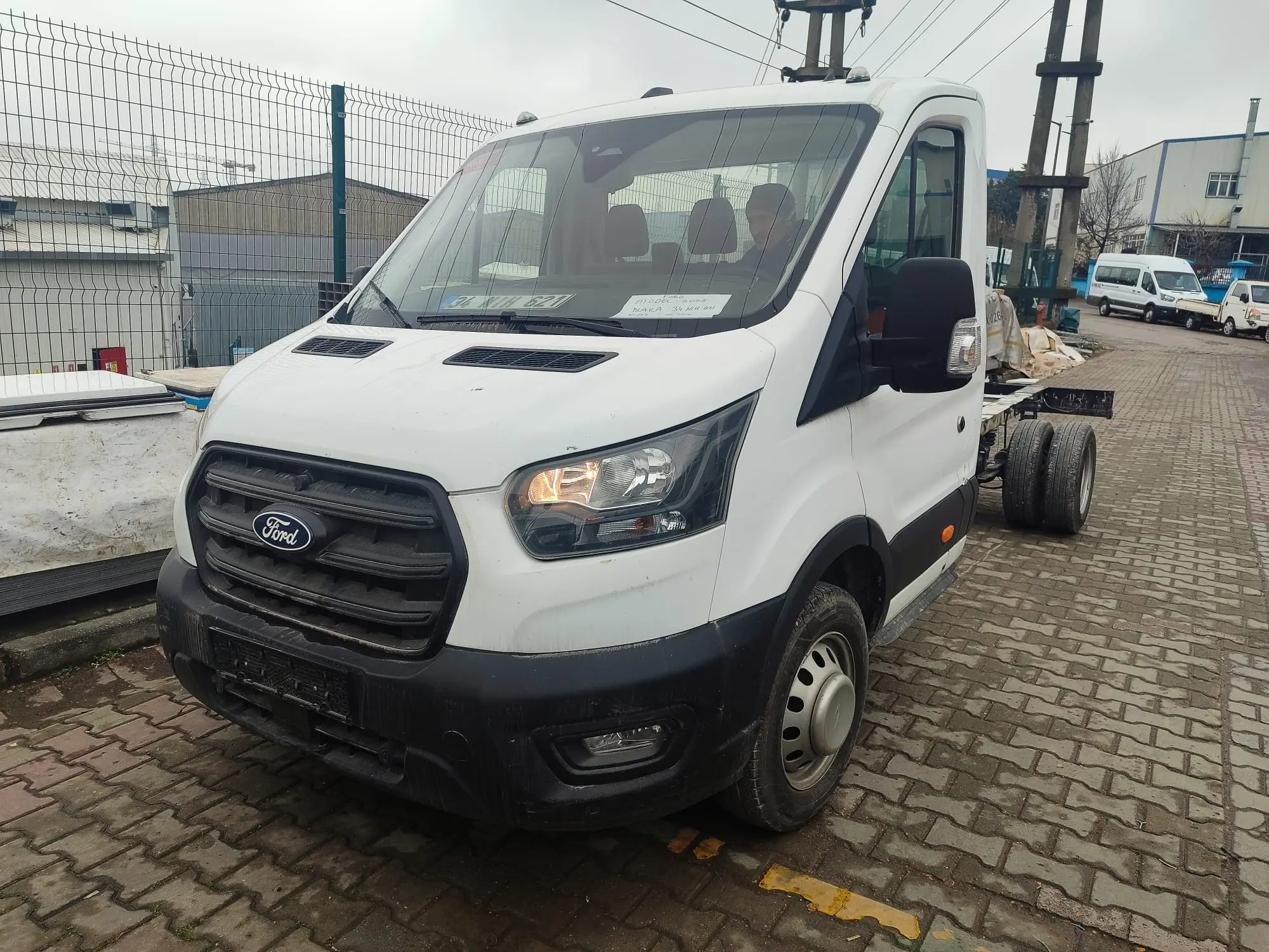 Transit 350-ED / Kamyonet